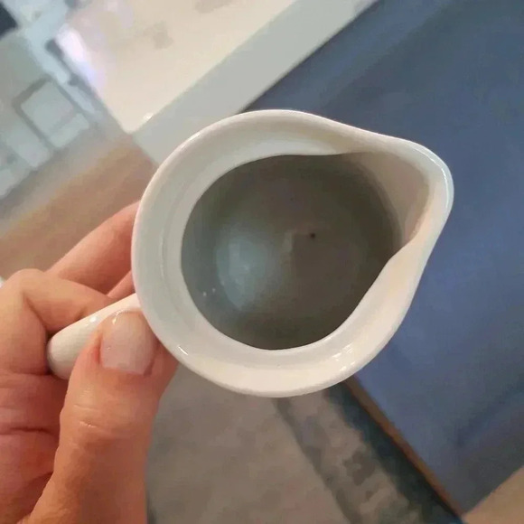 Vintage Mayer Chine porcelain pitcher - Picture 3 of 4